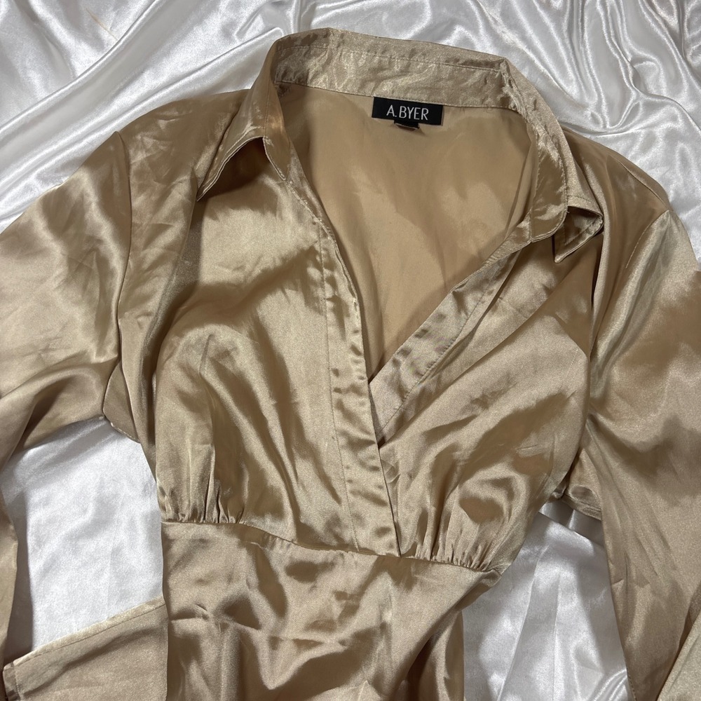 y2k A. Byer Satin Blouse Gold Excellent Wrap V-Neck Long Sleeve Peplum Top - Picture 3 of 6